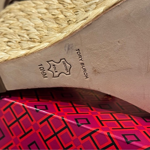 Tory Burch Women's Raffia Wedge Sandal Brown Wedge Leather Buckle Size 10.5 NIB - Picture 9 of 10